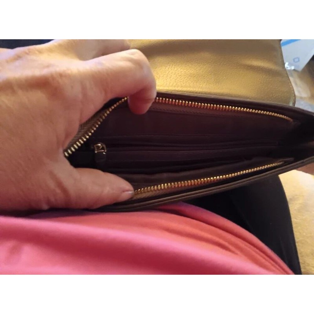 Handbag - Picture 5 of 7